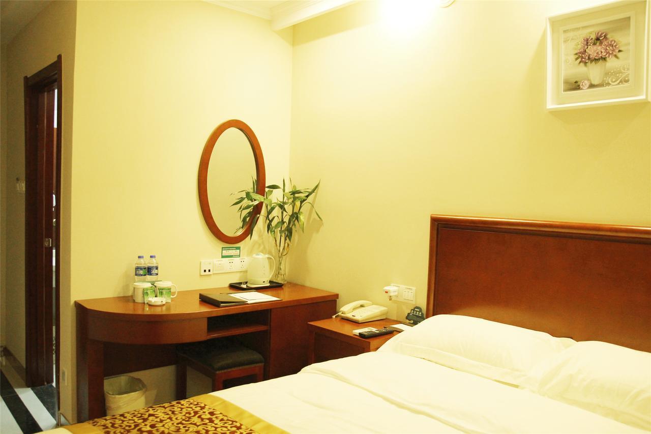 Greentree Inn Hotel Jianhe Subway Station North Palace Taiyuan מראה חיצוני תמונה