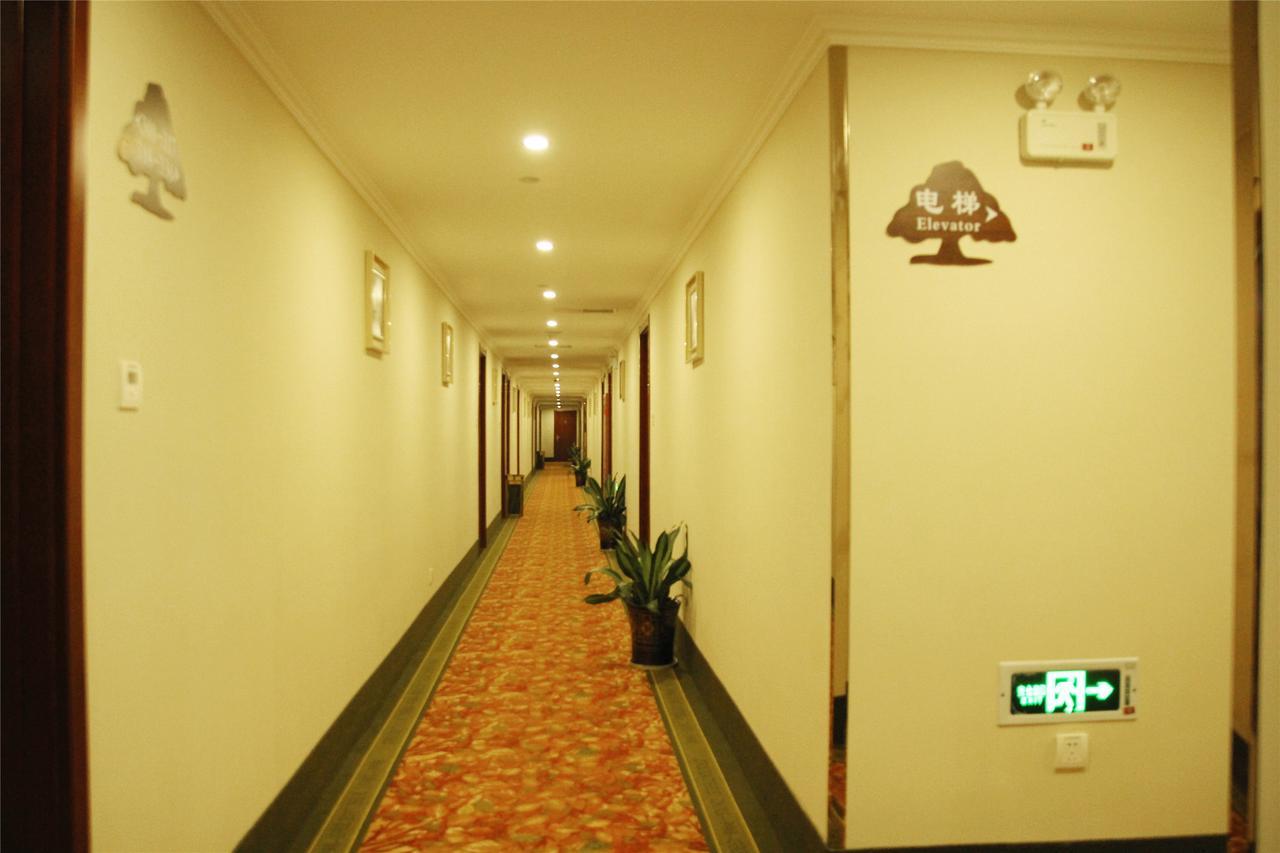 Greentree Inn Hotel Jianhe Subway Station North Palace Taiyuan מראה חיצוני תמונה